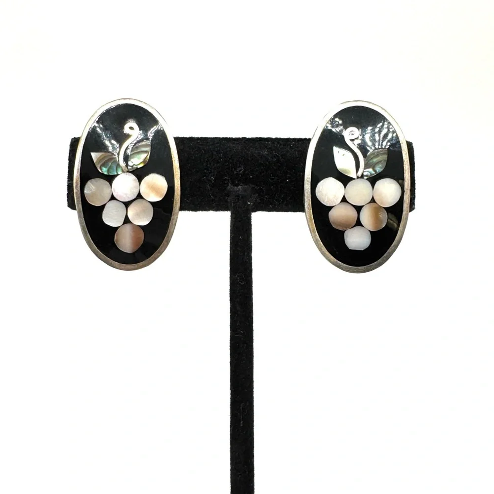 Vintage Alpaca Black Enamel Mother-of-Pearl Grape Motif Oval Earrings Clip-on